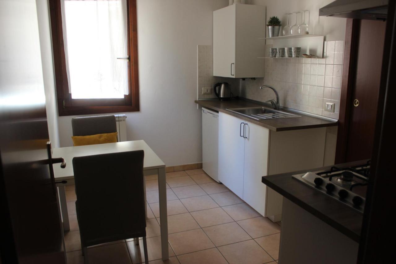 Casa Vacanze Giorgetta 2-3 Piano Chioggia Eksteriør billede